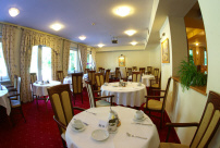 Hotel Wellness SPA restauracja konferencje góry Sudety Polska